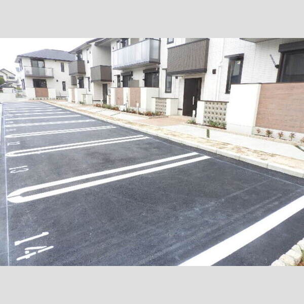 駐車場 (駐車場)