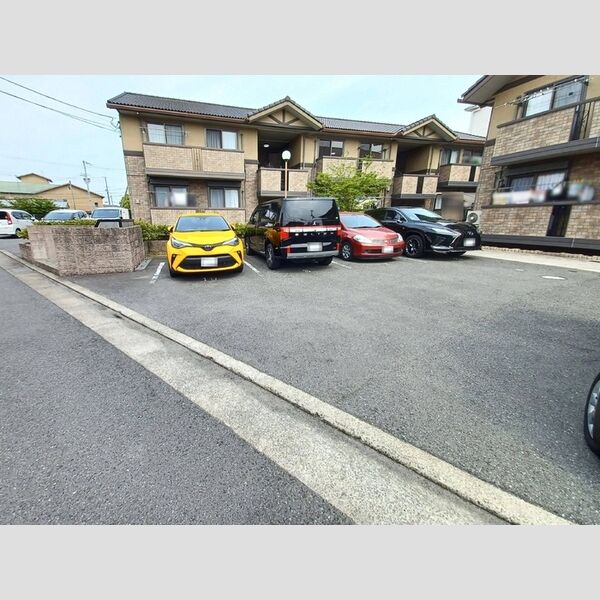 駐車場 (駐車場)