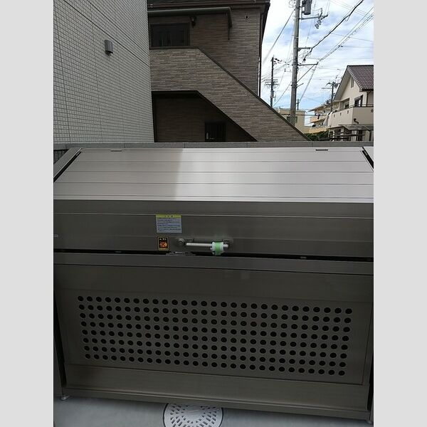 現地周辺 (ゴミ捨て場)