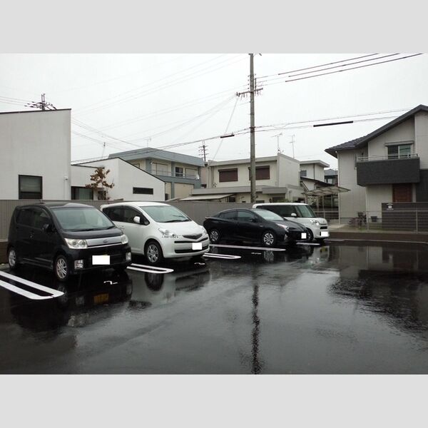 駐車場 (駐車場)