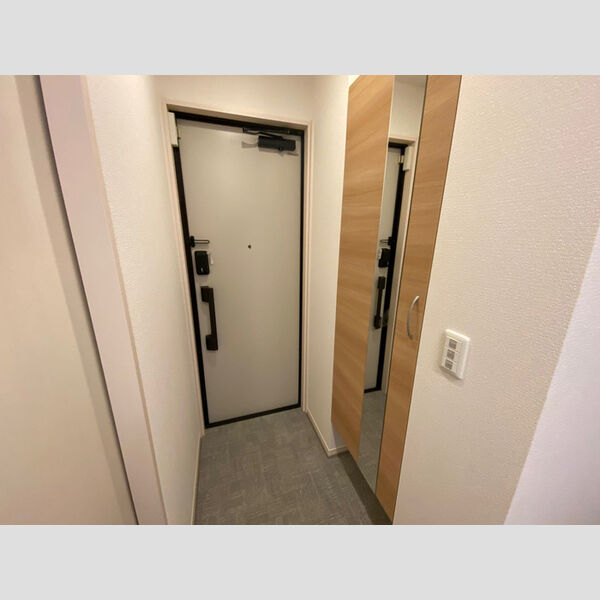玄関 (玄関)
