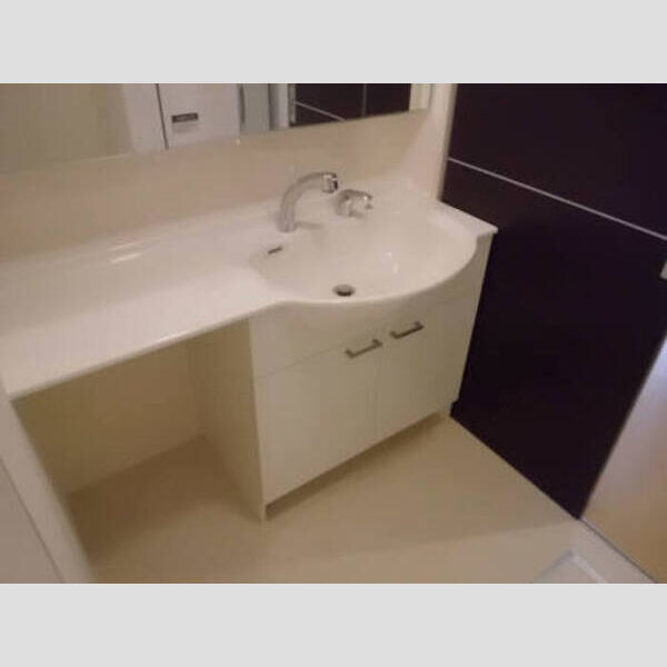 洗面所 (洗髪洗面化粧台(トリフォリウム302))