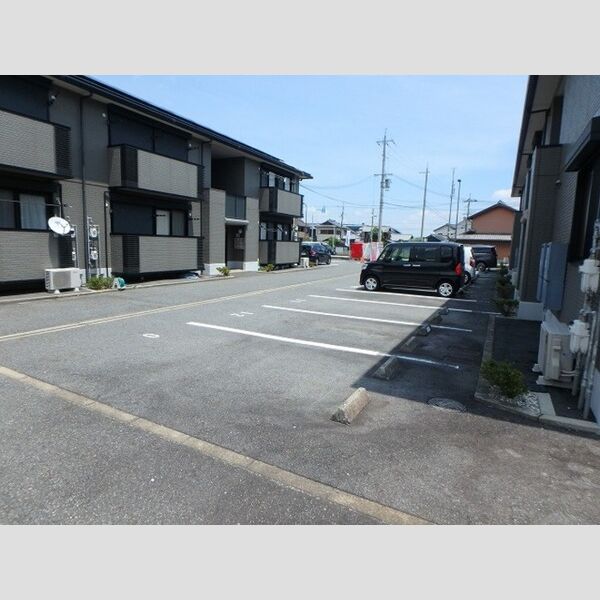 駐車場 (駐車場)