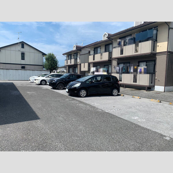 駐車場 (駐車場)