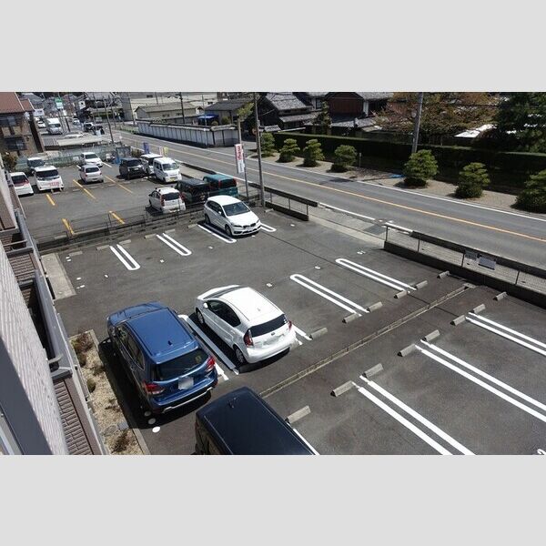 駐車場 (駐車場①)