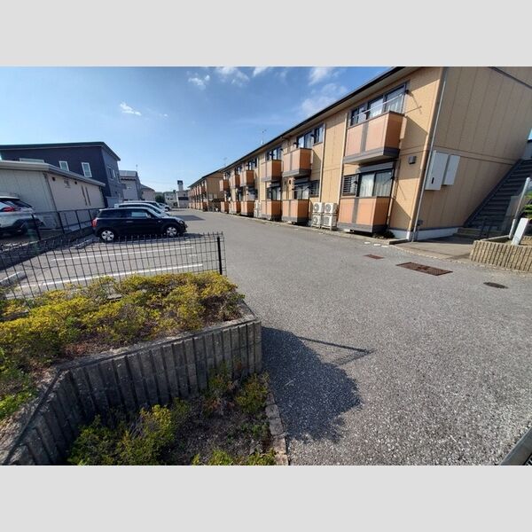 駐車場 (駐車場)