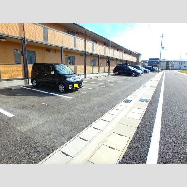 駐車場 (駐車場)