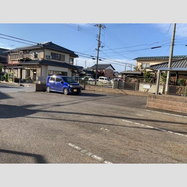 駐車場 (駐車場)