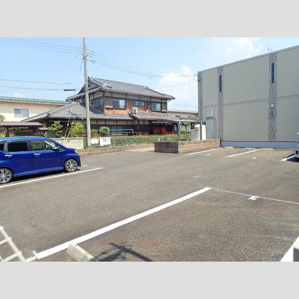 駐車場 (駐車場)