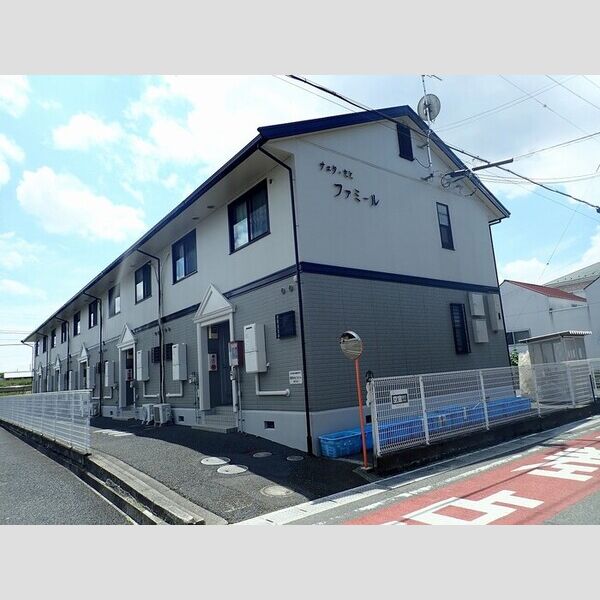 エントランス (エントランス側外観)