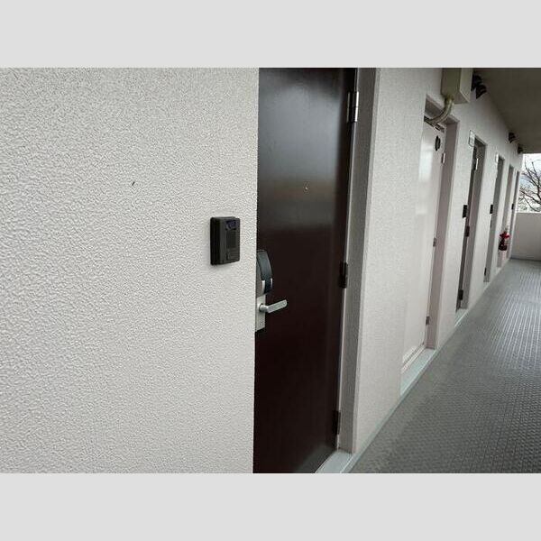 エントランス (エントランス)