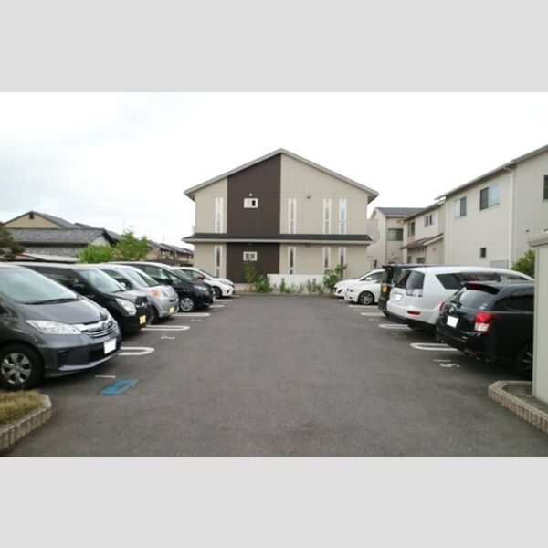 駐車場 (駐車場)