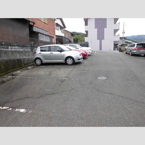 駐車場 (駐車場)