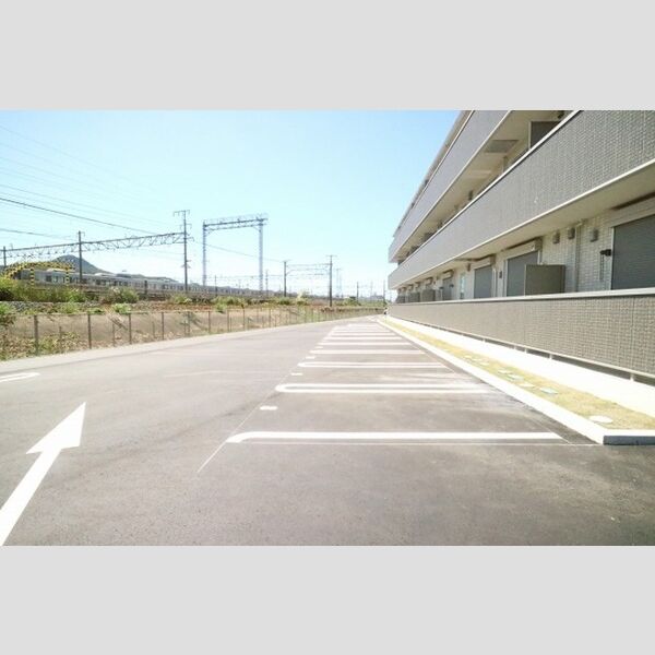 駐車場 (駐車場)