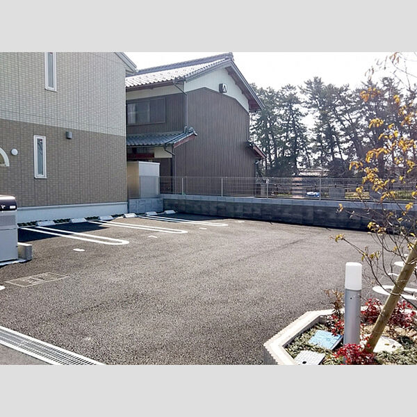 駐車場 (駐車場)