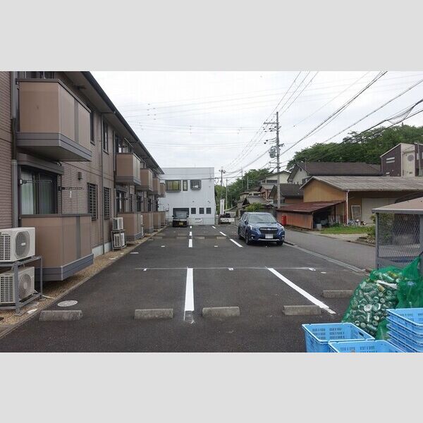 駐車場 (駐車場)