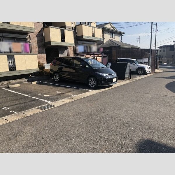 駐車場 (駐車場)
