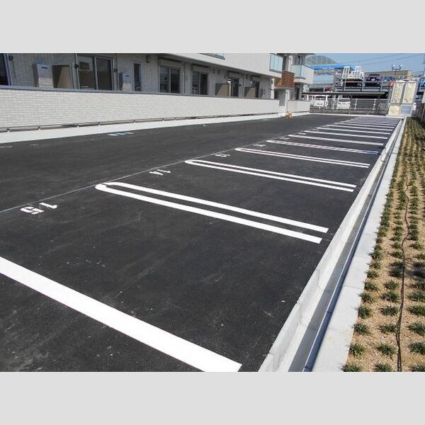駐車場 (駐車場)