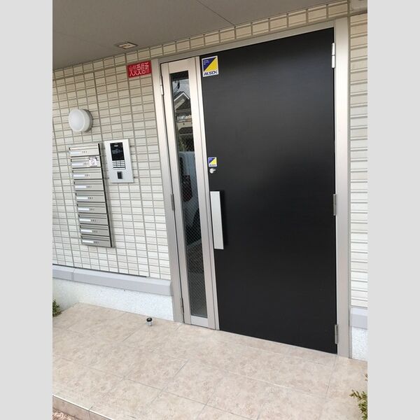 エントランス (エントランス)