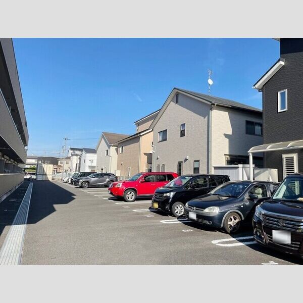駐車場 (駐車場)