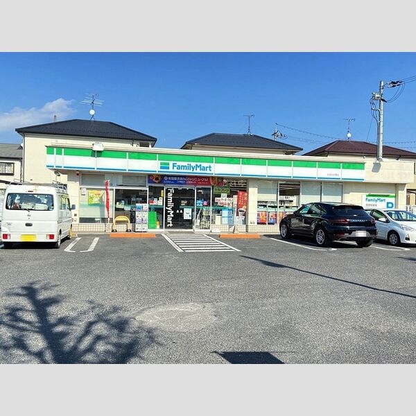 現地周辺 (ファミリーマート)