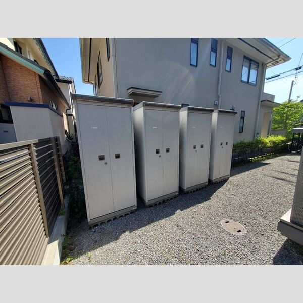 現地周辺 (物置)