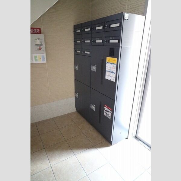 現地周辺 (宅配BOX)