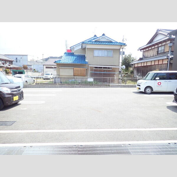 駐車場 (駐車場)