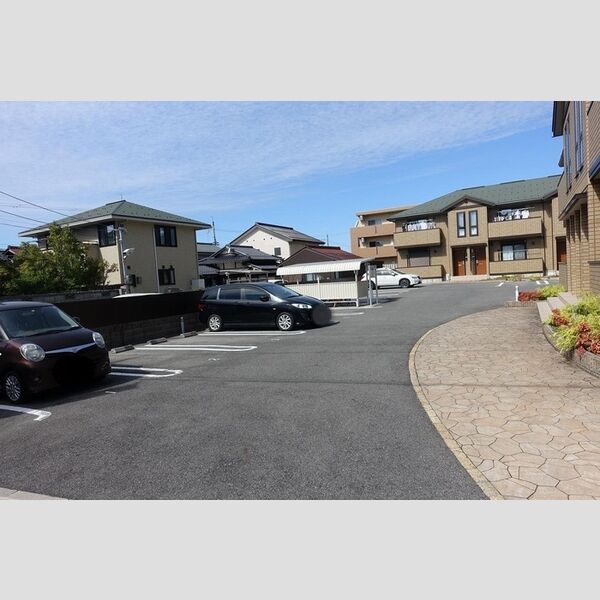 駐車場 (駐車場)