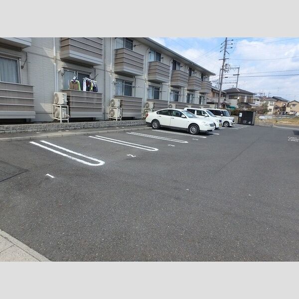 駐車場 (駐車場)