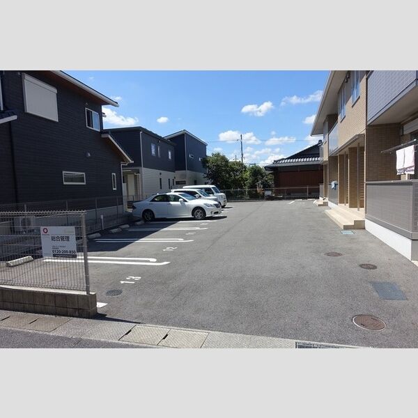 駐車場 (駐車場)