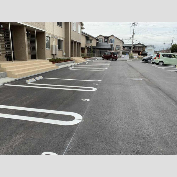 駐車場 (駐車場)