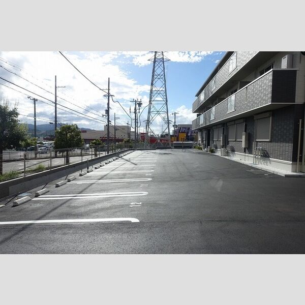 駐車場 (駐車場)