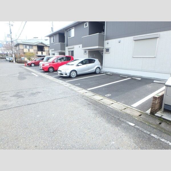 駐車場 (駐車場)