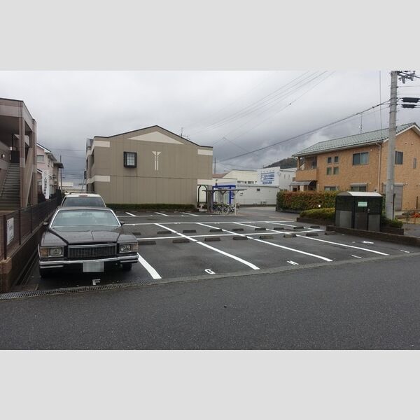 駐車場 (駐車場)