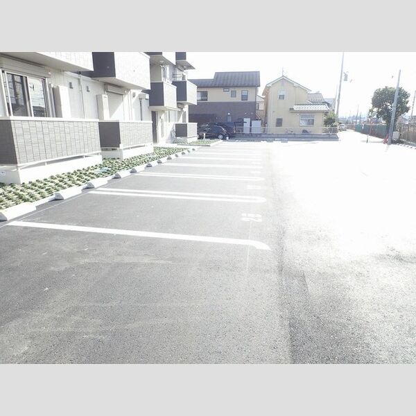 駐車場 (駐車場)