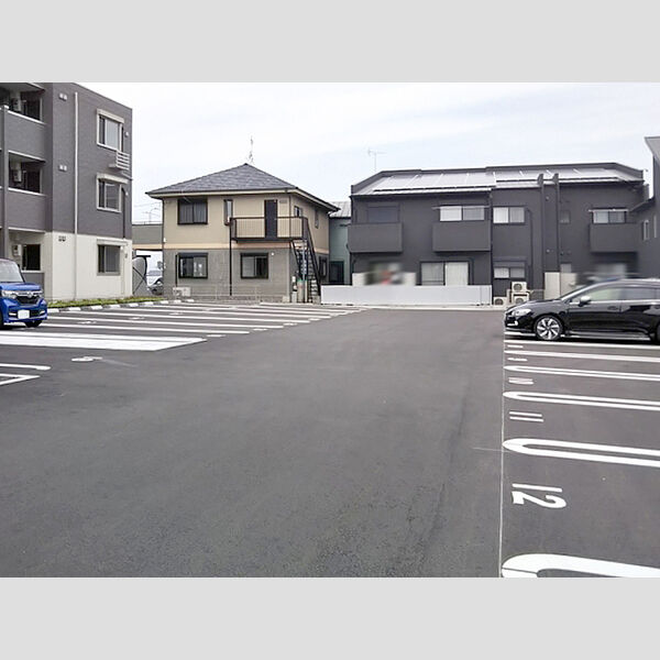 駐車場 (駐車場)