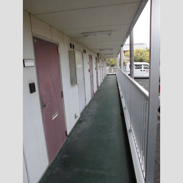 エントランス (共用廊下)