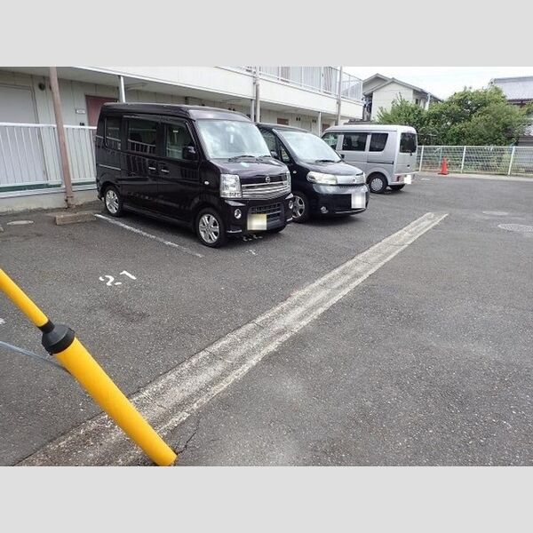 駐車場 (駐車場)