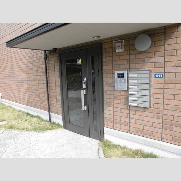 エントランス (エントランス)