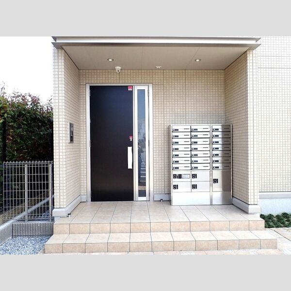 エントランス (エントランス(オートロック有り))