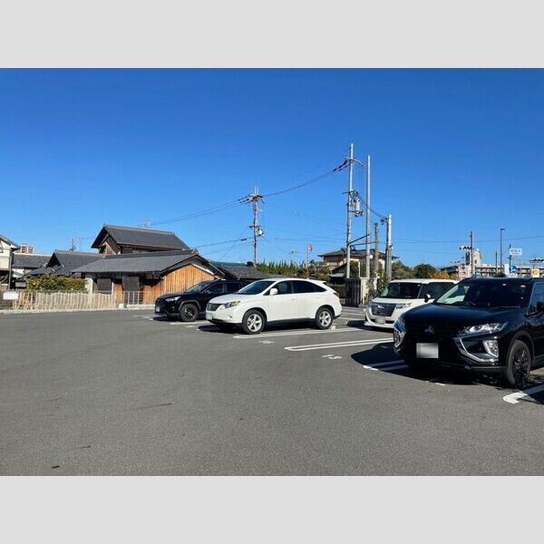 駐車場 (駐車場)