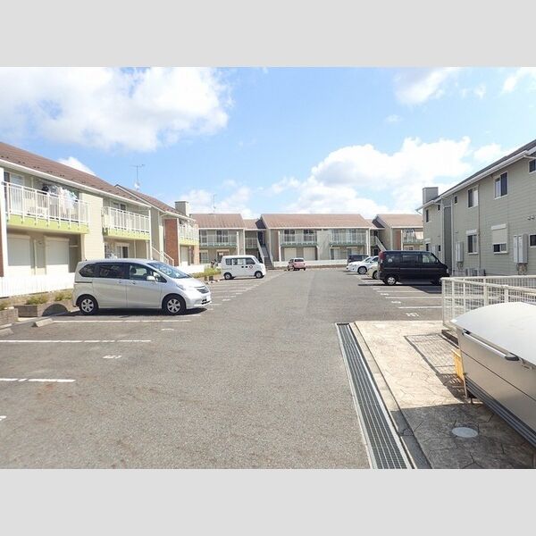 駐車場 (駐車場)