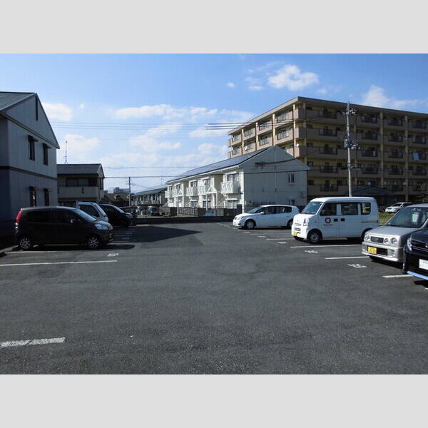 駐車場 (駐車場)