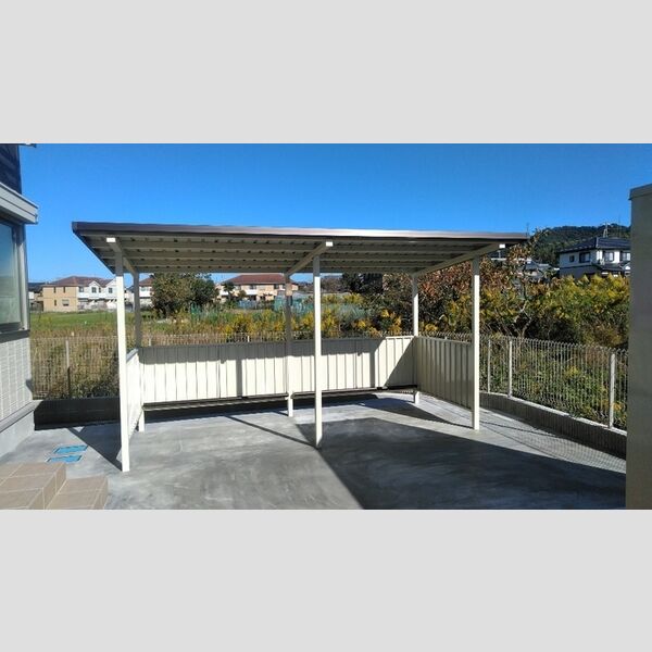 現地周辺 (駐輪場)