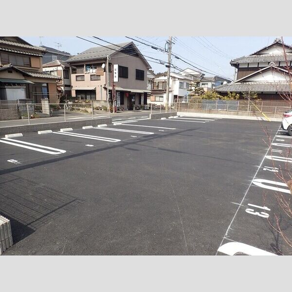 駐車場 (駐車場)