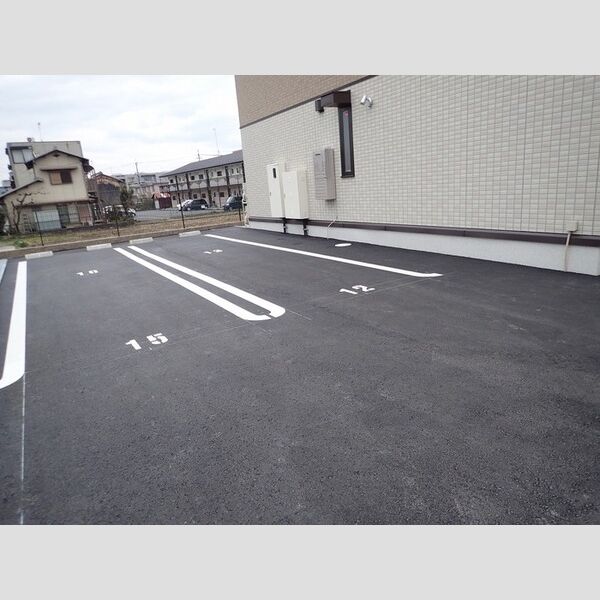 駐車場 (駐車場)