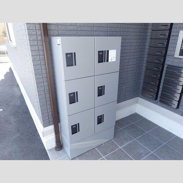 現地周辺 (宅配ボックス)