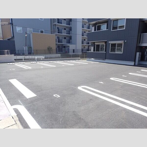 駐車場 (駐車場)