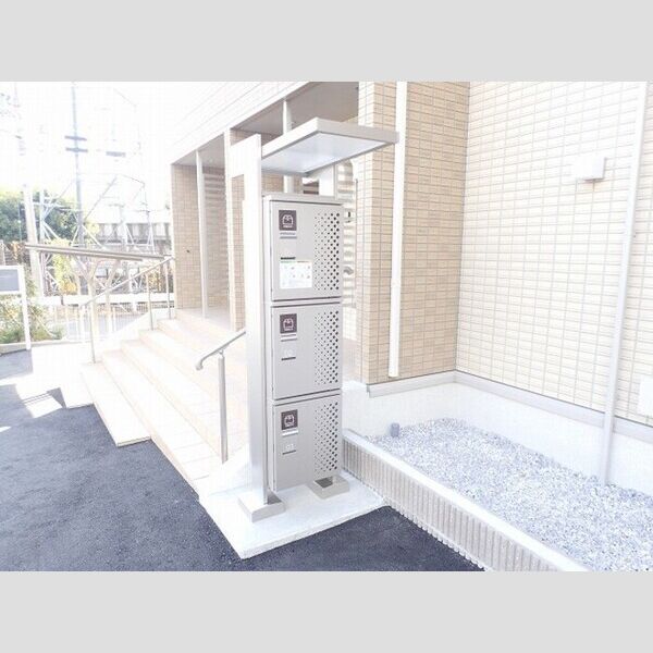 現地周辺 (宅配BOX)
